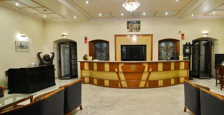 Hotel Ritz Púna Kültér fotó