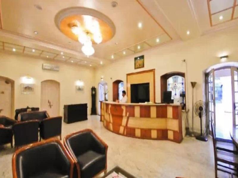 Hotel Ritz Púna Kültér fotó