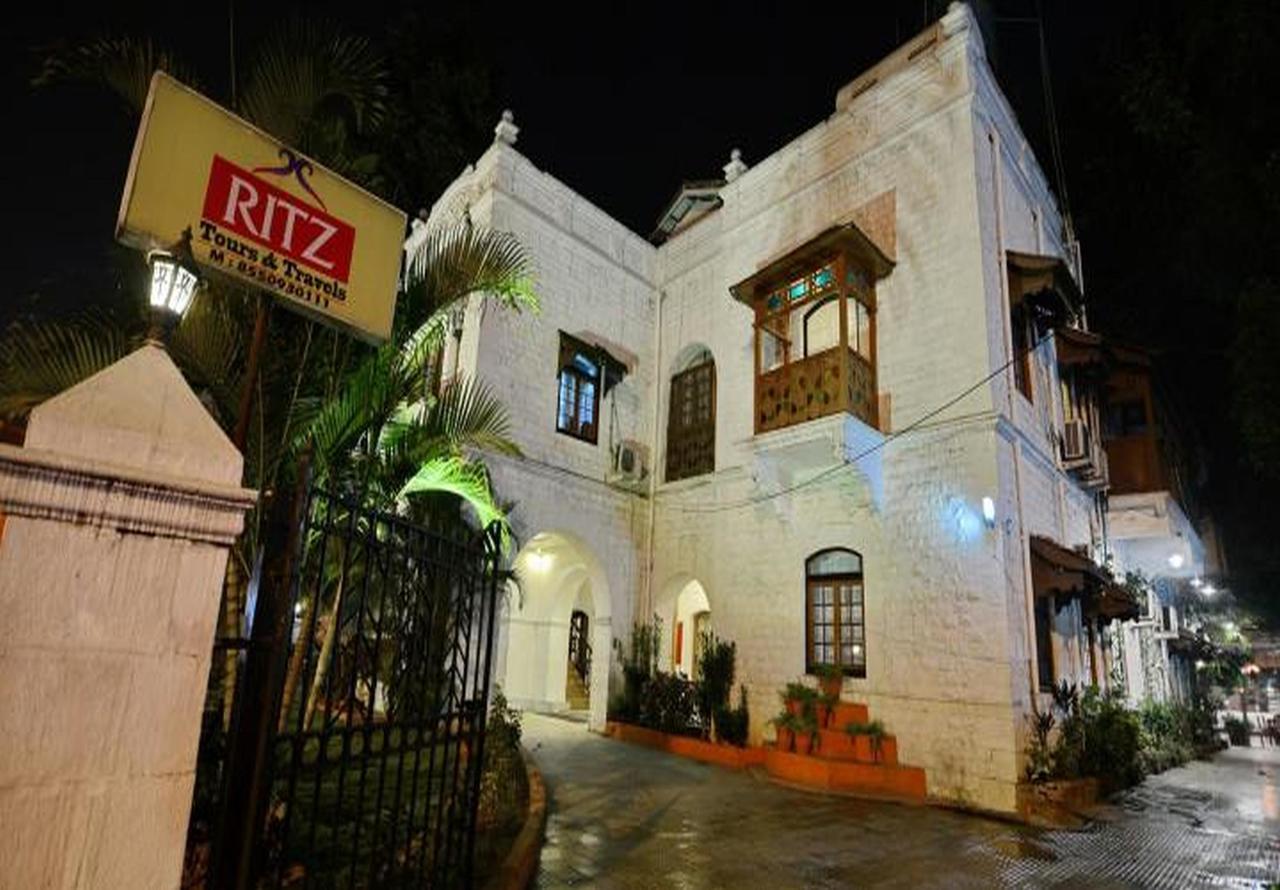 Hotel Ritz Púna Kültér fotó